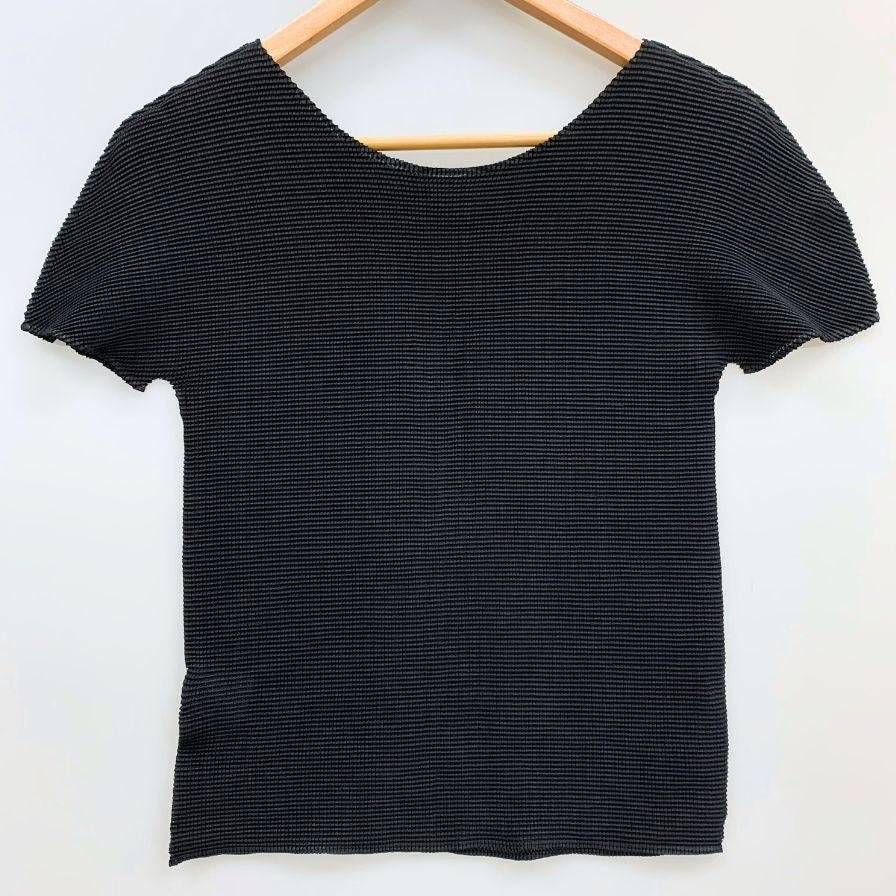 極美品◆ミー イッセイ ミヤケ メッシュ カットソー MI11FK426 レディースブラック サイズ フリー  me ISSEY MIYAKE 【AFB26】