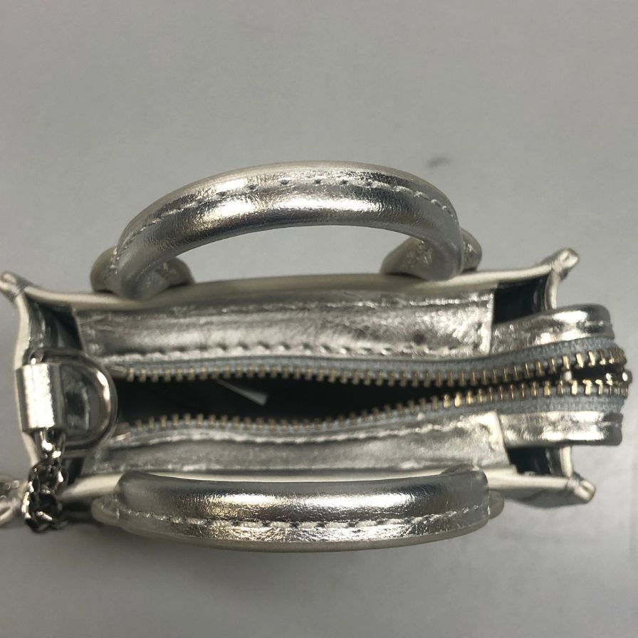 マークジェイコブス キーホルダー ナノトートチャーム シルバー MARC JACOBS【AFI27】【中古】