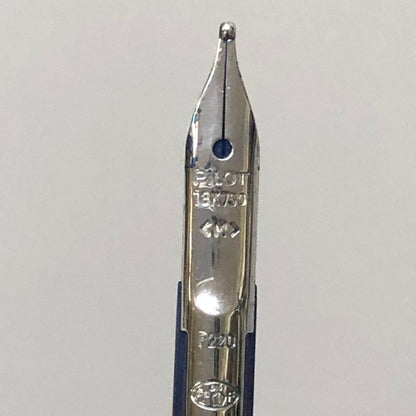 パイロット 万年筆 ノック式 キャップレス ペン先18K-750 マットブラック 黒 PILOT【AFI8】