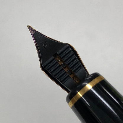 ウォーターマン 万年筆 シルバー×ゴールド ペン先18K750 F字 WATERMAN【AFI18-2】