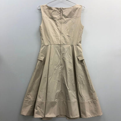美品◆フォクシー ニューヨーク ノースリーブ 膝丈ワンピース アイボリー 40サイズ 28694-NAOFF409P FOXEY NEWYORK 【AFB24】