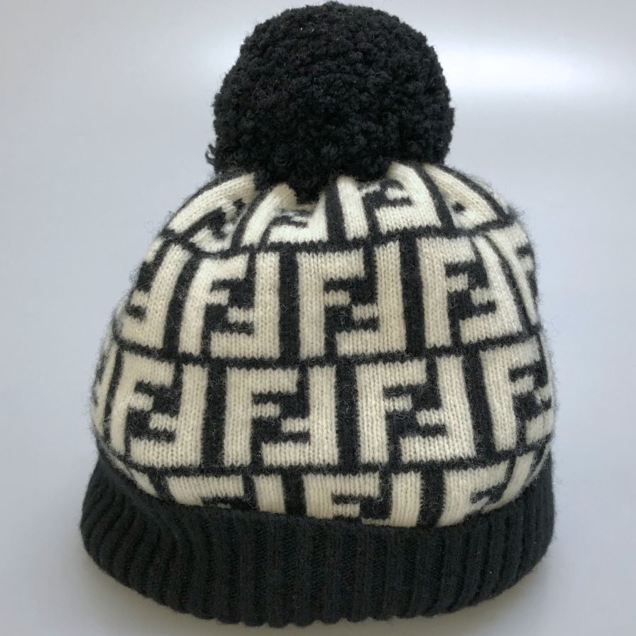 フェンディ ニット帽 ニットキャップ ブラック系 総柄 FENDI【AFI21】