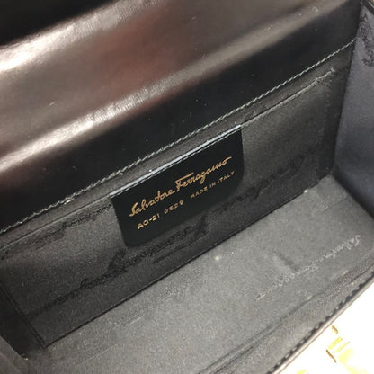 サルヴァトーレフェラガモ ショルダーバッグ AQ-21 9629 ガンチーニ チェーン ゴールド金具 レザー ブラック Salvatore Ferragamo【AFB56】