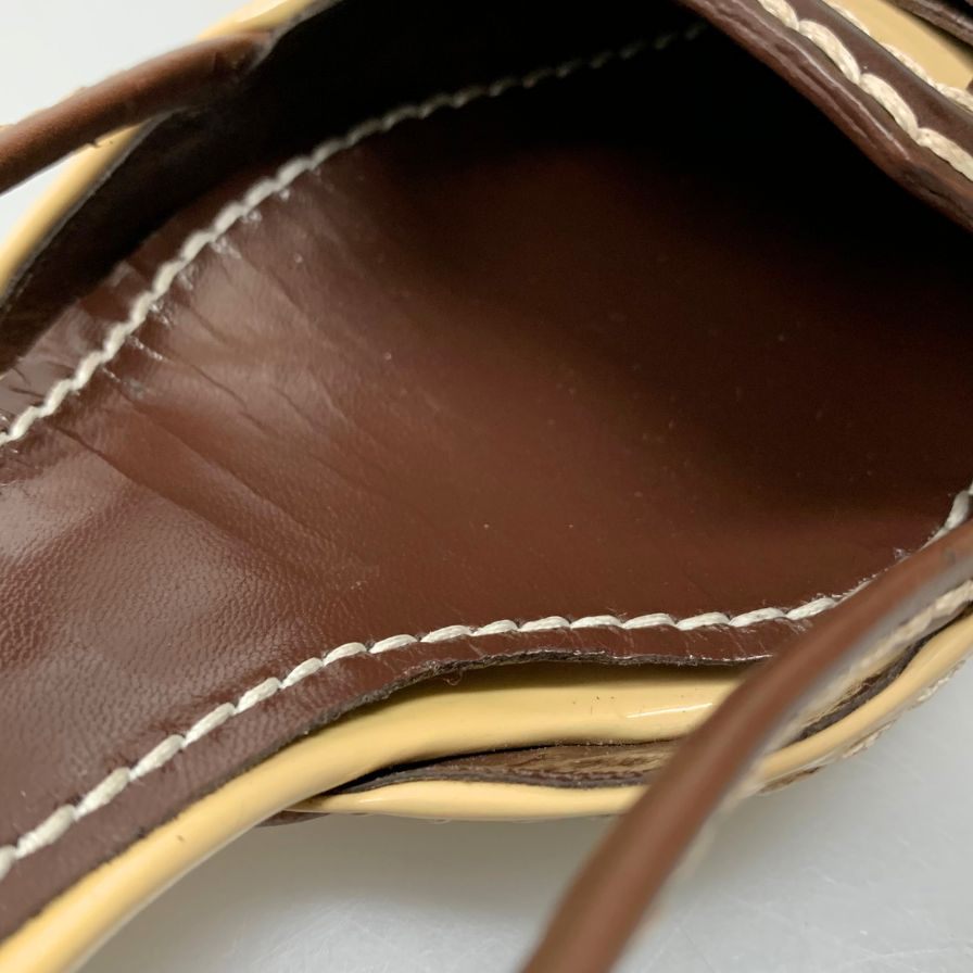 プラダ パンプス ベージュ×茶 36 1/2 PRADA 23.5 プラダ パンプス バックル ベージュ レディース サイズ36 PRADA