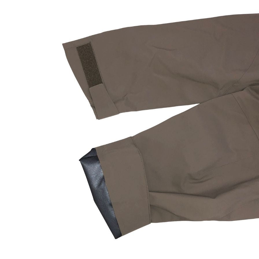 新品同様◆ザ ノース フェイス  レイバックビーシージャケット ゴアテックス  マッシュルーム ユニセックス サイズWM THE NORTH FACE 【AFA5】