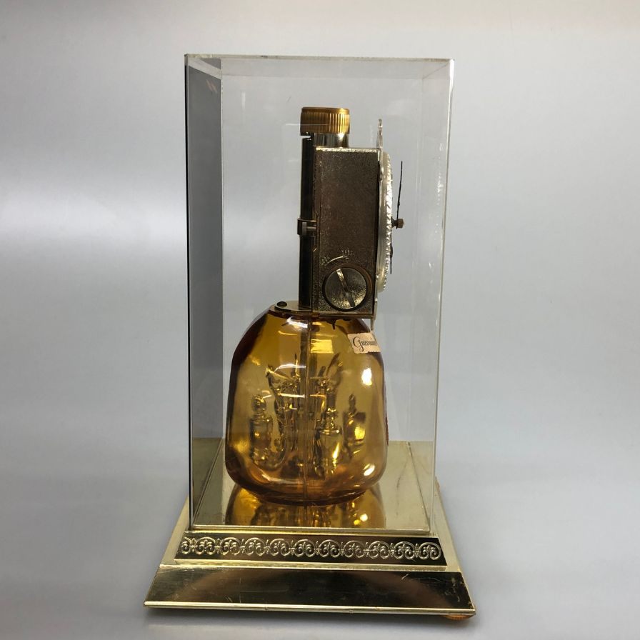 【稼働未確認】 ニッカウイスキー スーパーニッカ スイングクロック オブジェ ディスプレイ 置時計 NIKKA WHISKY【AFE13】【中古】