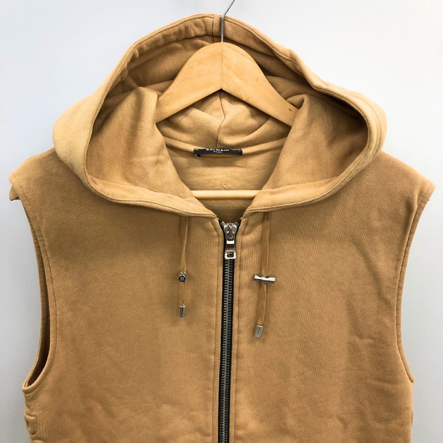 中古◆バルマン ノースリーブパーカー ジップアップ サイドロゴ ベージュ メンズ サイズXS BALMAIN 【AFB8】