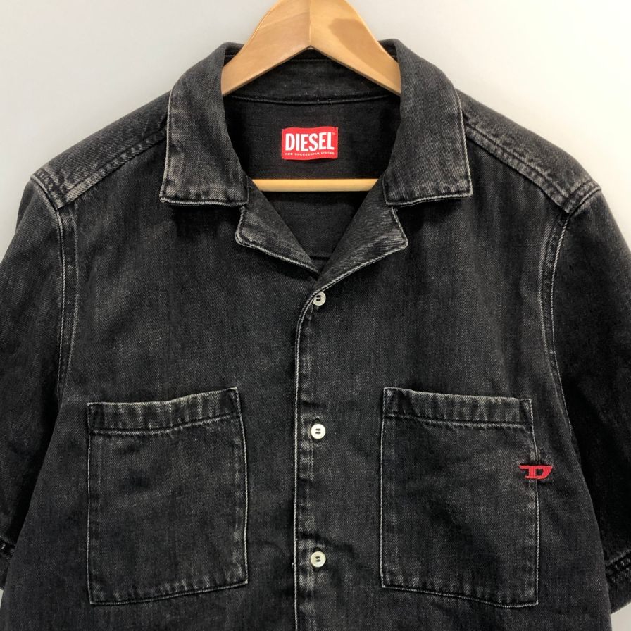 美品◆ディーゼル デニム 半袖シャツ Dロゴ刺繍 メンズ サイズS ブラック DIESEL 【AFB34】