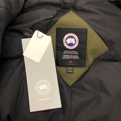 新品同様◆カナダグース ダウンジャケット 3426MA シャトーパーカ フュージョン カーキ メンズ サイズS CANADA GOOSE CHATEAU PARKA 【AFF24】