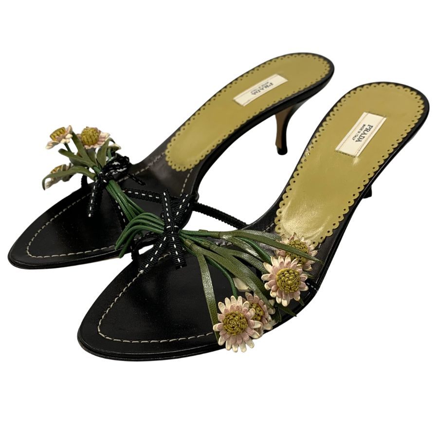 PRADA プラダ　サンダル　23.5 ミュール　黒　バラ　お花モチーフ　37 PRADA プラダ サンダル 23.5 ミュール 黒 バラ お花モチーフ 37
