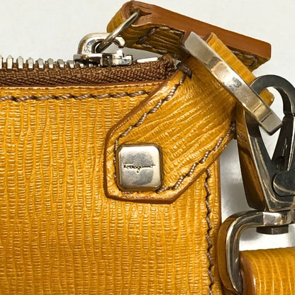 サルヴァトーレ フェラガモ ドキュメントケース クラッチ メンズ イエロー salvatore ferragamo【AFE3】【中古】