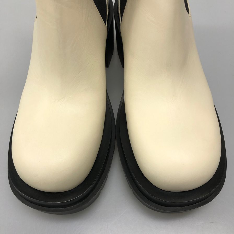 ボッテガヴェネタ ブーツ LUG ANKLE ブラック ホワイト サイズ35 レディース BOTTEGA VENETA 約22.0cm【AFD15-2】