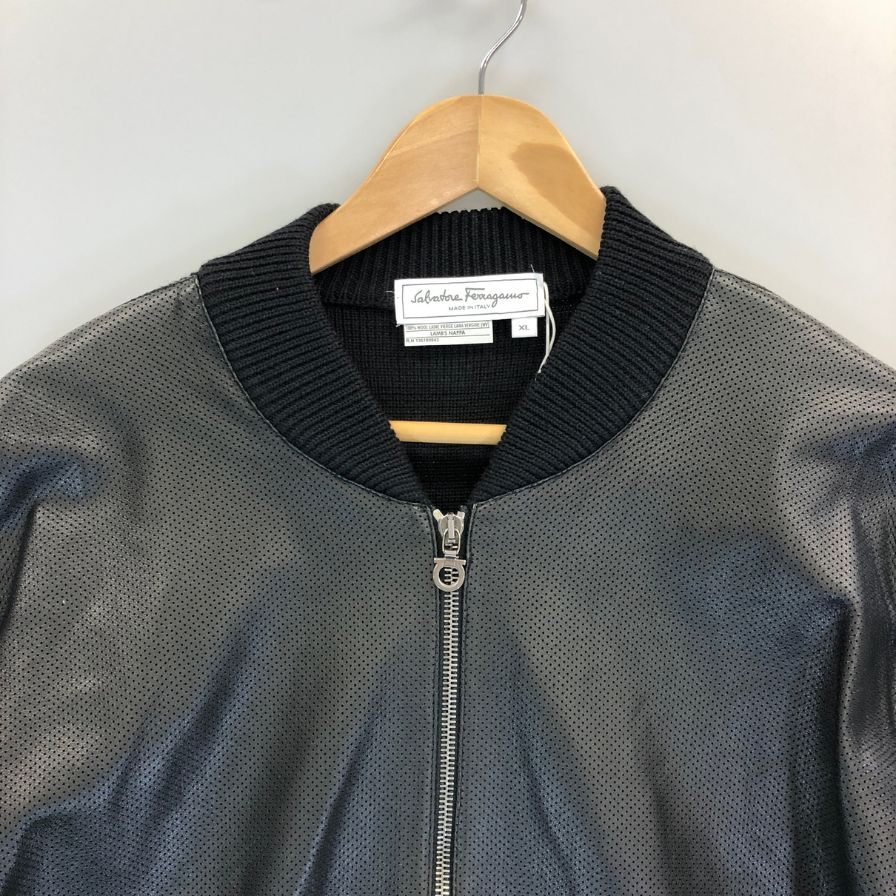 極美品◆サルヴァトーレ フェラガモ レザー×ニット 切替 ブルゾン パンチングレザー サイズXL ブラック Salvatore Ferragamo 【AFB34】