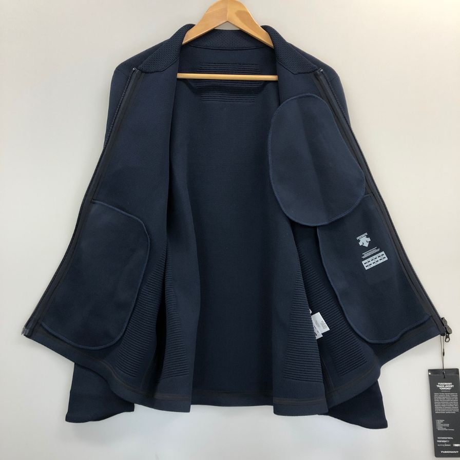 新品同様◆デサント オルテライン トラックジャケット フュージョンニット ネイビー メンズ サイズL DAMOGL03 DESCENTE ALLTERAIN 【AFB4】