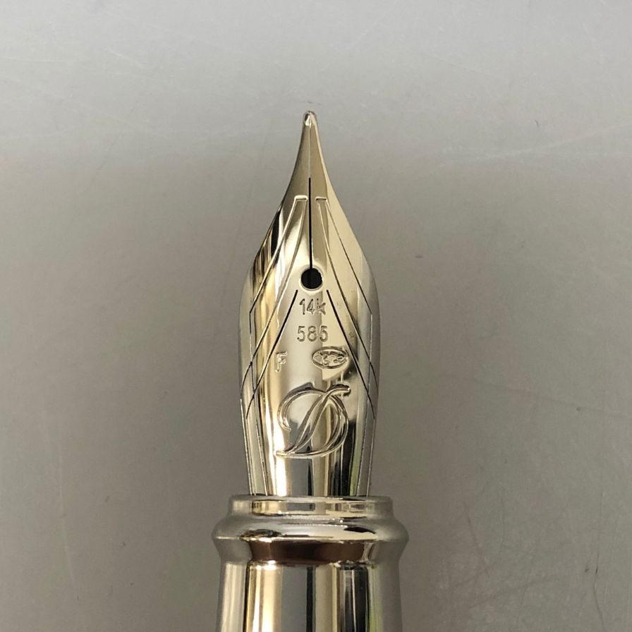 デュポン 万年筆 ラインD エタニティ ファイヤーX ペン先14K Fニブ シルバー系 S.T. Dupont【AFI6】