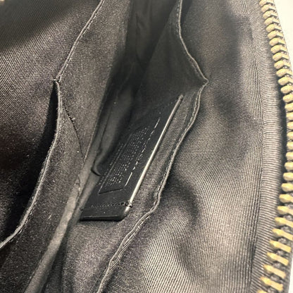 コーチ ショルダーポーチ レザー ロゴ ファスナー ブラック COACH【AFE6】