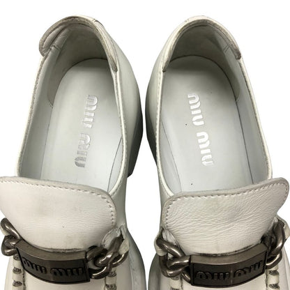 ミュウミュウ チャンキーローファー ロゴプレート  ホワイト サイズ 35 miumiu 約21.5cm【AFD12】