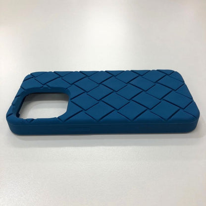 ボッテガヴェネタ iPhoneケース iPhone15Pro ラバー イントレチャート ブルー系 BOTTEGA VENETA【AFI10】【中古】