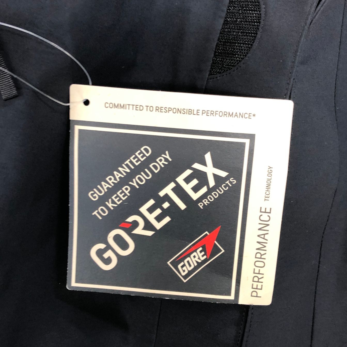 新品同様◆ザ ノース フェイス NP12601  フューチャーライトドリズルジャケット クレイグレー メンズ サイズM THE NORTH FACE 【AFA22】