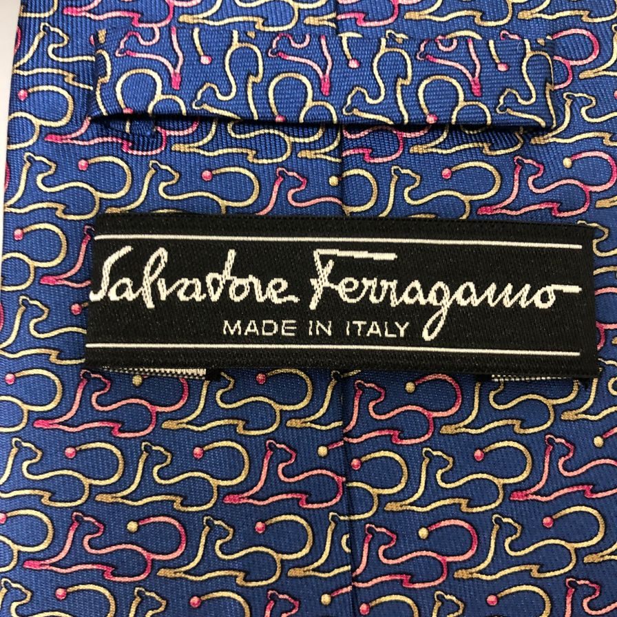 サルヴァトーレフェラガモ ネクタイ 総柄 ブルー系 Salvatore Ferragamo【AFI21】