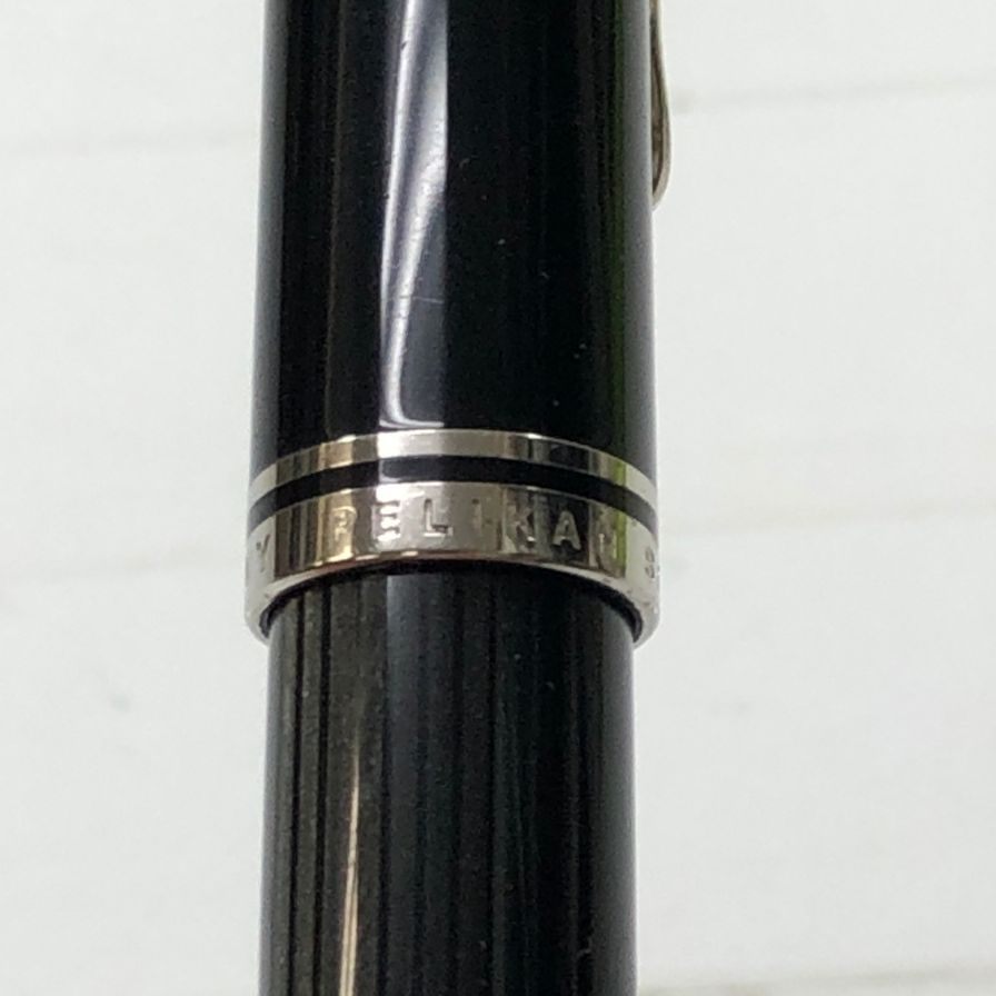 ペリカン 万年筆 スーベレーン シュトレーゼマン ブラックストライプ ペン先18C-750 F字 PELIKAN Souveran【AFI2】