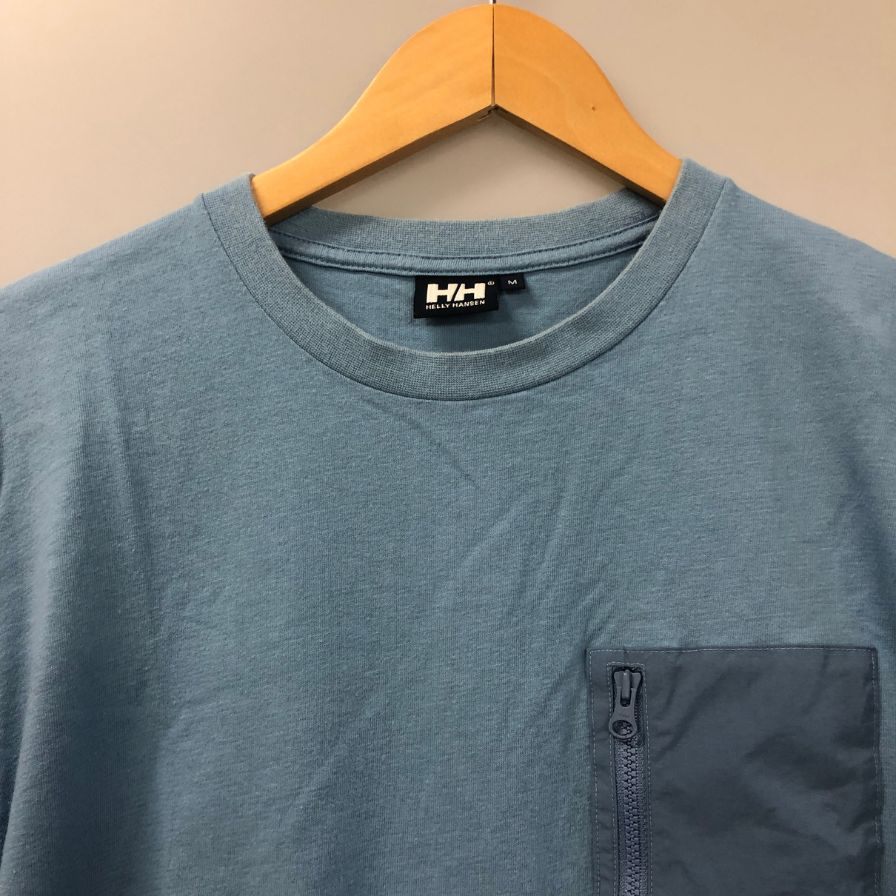 中古◆ヘリーハンセン 半袖Tシャツ 胸ジップポケット ブルー メンズ サイズM HELLY HANSEN 【AFB26】
