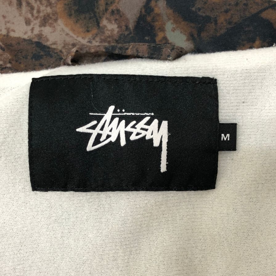 美品◆ステューシー リアルツリー柄 コーチジャケット ブラウン サイズM メンズ Stüssy Realtree 【AFB42】