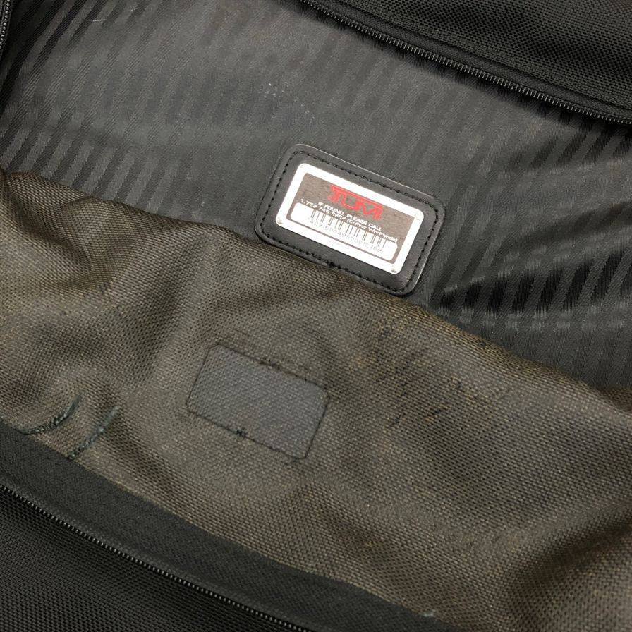 トゥミ ガーメントキャリーケース 2241D3 USA製 ユニセックス ブラック TUMI【AFE8】
