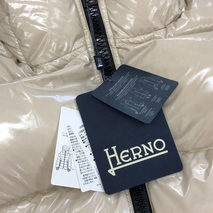 極美品◆ヘルノ ダウンジャケット PI001079U サイズ46 メンズ ベージュ系 HERNO 【AFA10】
