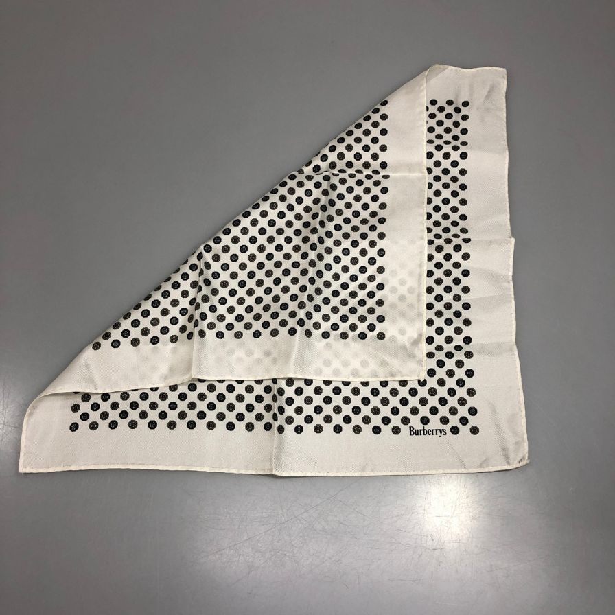 バーバリーズ ポケット チーフ  ポケットスクエア シルク想定 メンズ 32cm×32cm ホワイト系 Burberry's