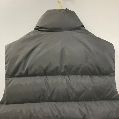 美品◆プラダ ダウンベスト パデッドナイロン トライアングルロゴ サイズ48 メンズ ブラック SGJ191 PRADA 【AFA11】