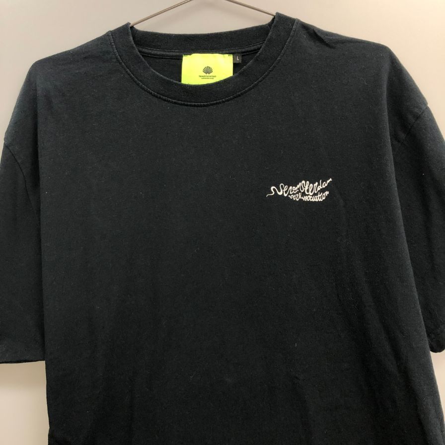 中古◆ニューアムステルダムサーフアソシエーション Tシャツ フォトプリント バックプリント サイズL メンズ ブラック系 New Amsterdam Surf Association 【AFB39】