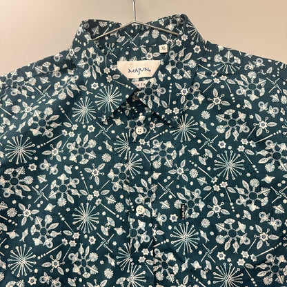 極美品◆マジュン かりゆしウェア 半袖シャツ メンズ サイズXL 総柄 MAJUN Eternal 【AFB3】