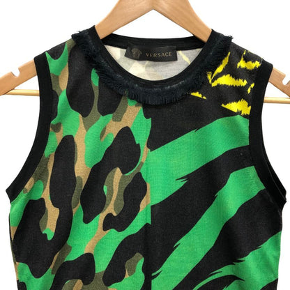 極美品◆ジャンニ ヴェルサーチ タンクトップ ノースリーブトップス シルク100% レディース サイズ40 総柄 GIANNI VERSACE 【AFB31】