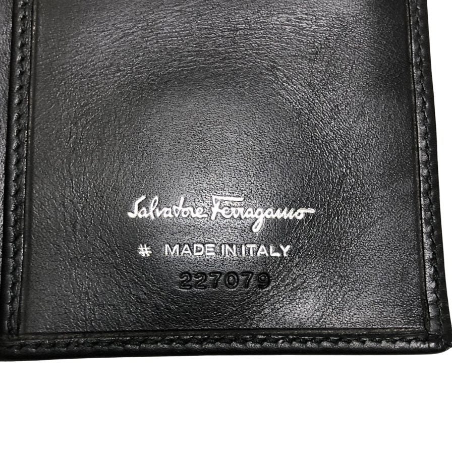 フェラガモ レザー 長財布 ガンチーニ FERRAGAMO【AFI8