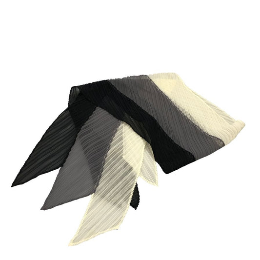 プリーツプリーツ イッセイミヤケ ストール プリーツ 加工 ポリエステル タグ欠損 バイカラー ブラック PLEATS PLEASE ISSEY MIYAKE【AFB49】