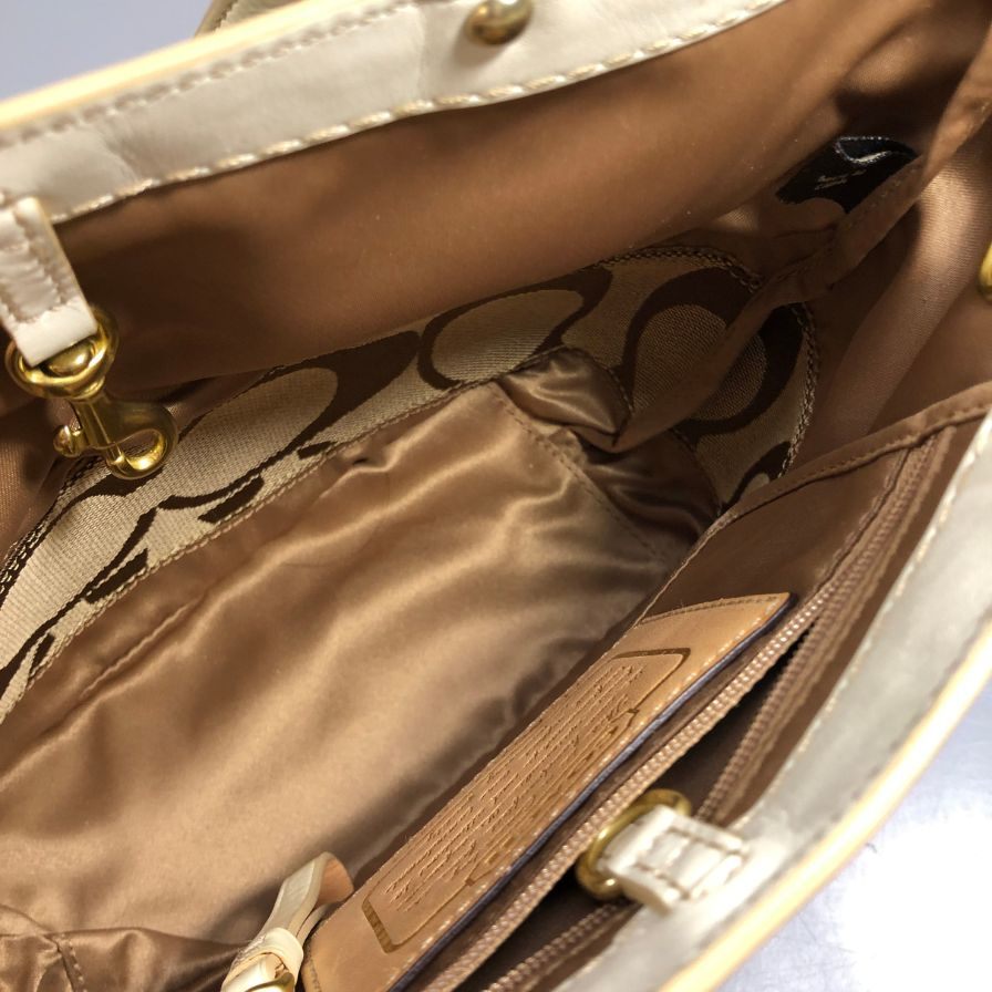 コーチ ハンドバッグ シグニチャー レザー ホワイト ベージュ系 レディース COACH【AFE6】