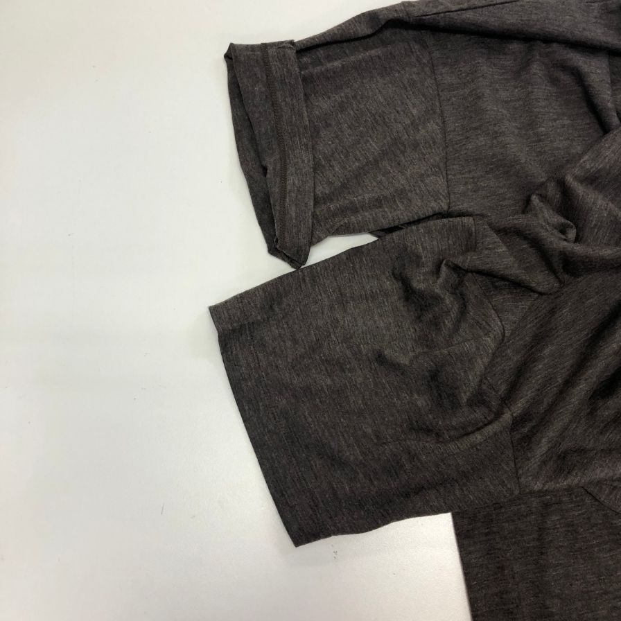 美品◆キャッシュ＆バルバ Tシャツ カシミヤ想定 サイズ不明 グレー メンズ cash & barba 【AFB27】
