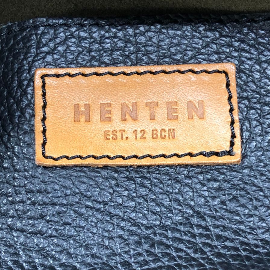 ヘンテン リュック 迷彩柄 レザー HENTEN【AFE4】
