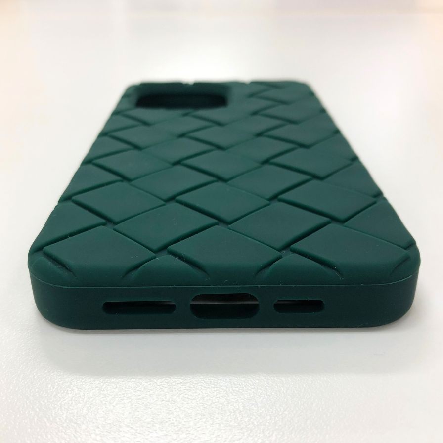 ボッテガヴェネタ iPhoneケース iPhone15ProMAX ラバー イントレチャート グリーン系 BOTTEGA VENETA【AFI18-3】【中古】