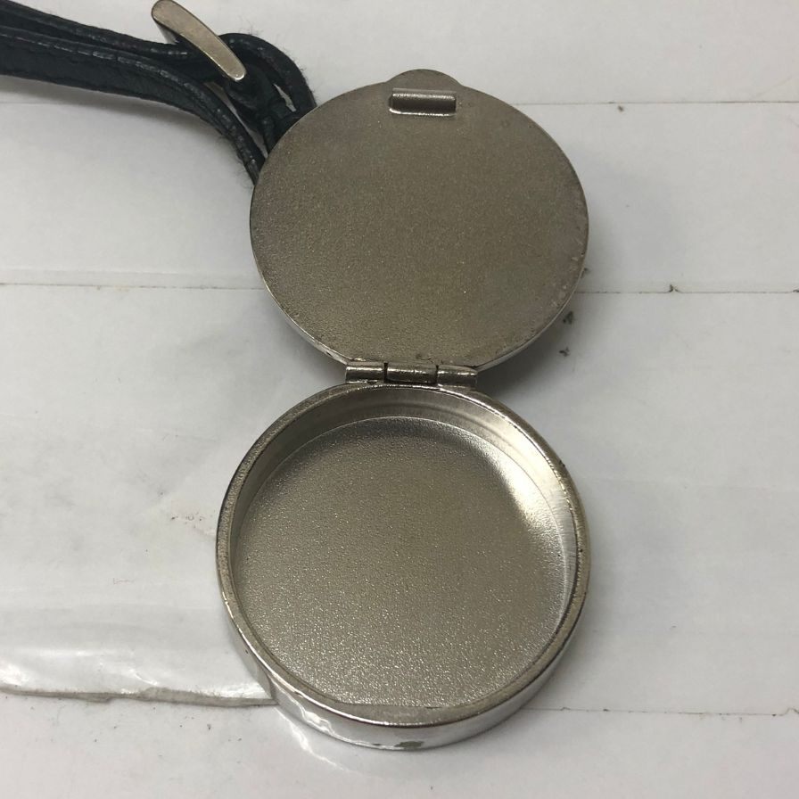 プラダ ピルケース ゴールド PRADA【AFI8】【中古】