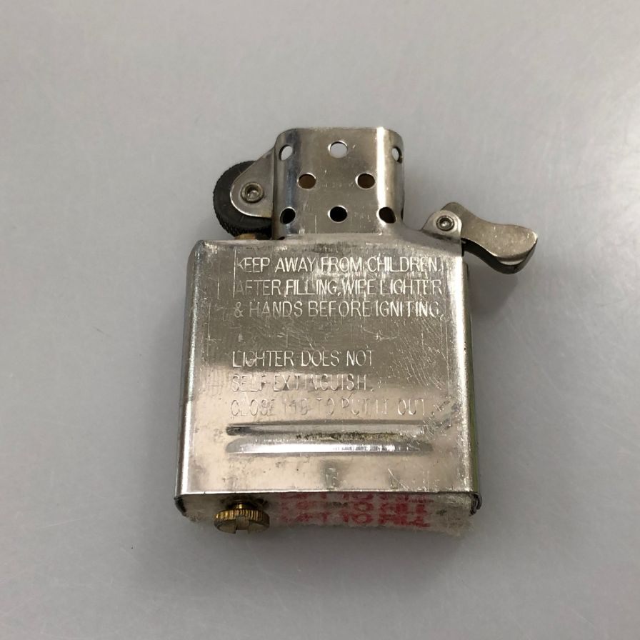 ジッポ マルボロ オイルライター ジッポーライター ZIPPO 喫煙具 喫煙グッズ 火花確認済み Zippo【AFB54】【中古】