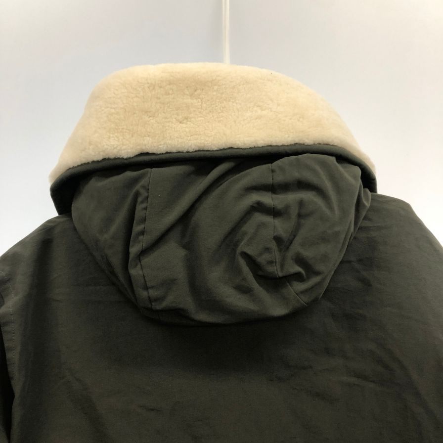 新品同様◆ウールリッチ ダウンジャケット アークティック クラシック フィット カーキ系 メンズ サイズM WOOLRICH 【AFA5】