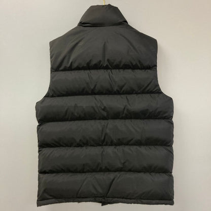 美品◆プラダ ダウンベスト パデッドナイロン トライアングルロゴ サイズ48 メンズ ブラック SGJ191 PRADA 【AFA11】