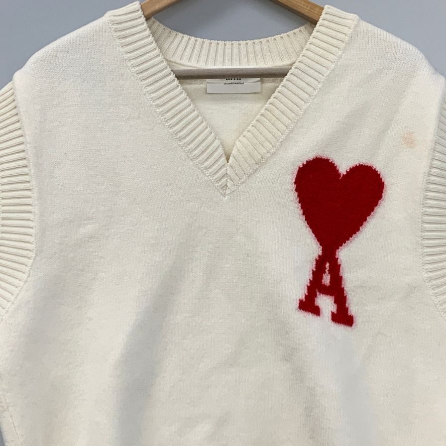 中古◆アミパリス ベスト アミアレクサンドルマテュッシ ニット セーター ハートロゴ ホワイト系 メンズ サイズ表記なし AMI paris 【AFB4】
