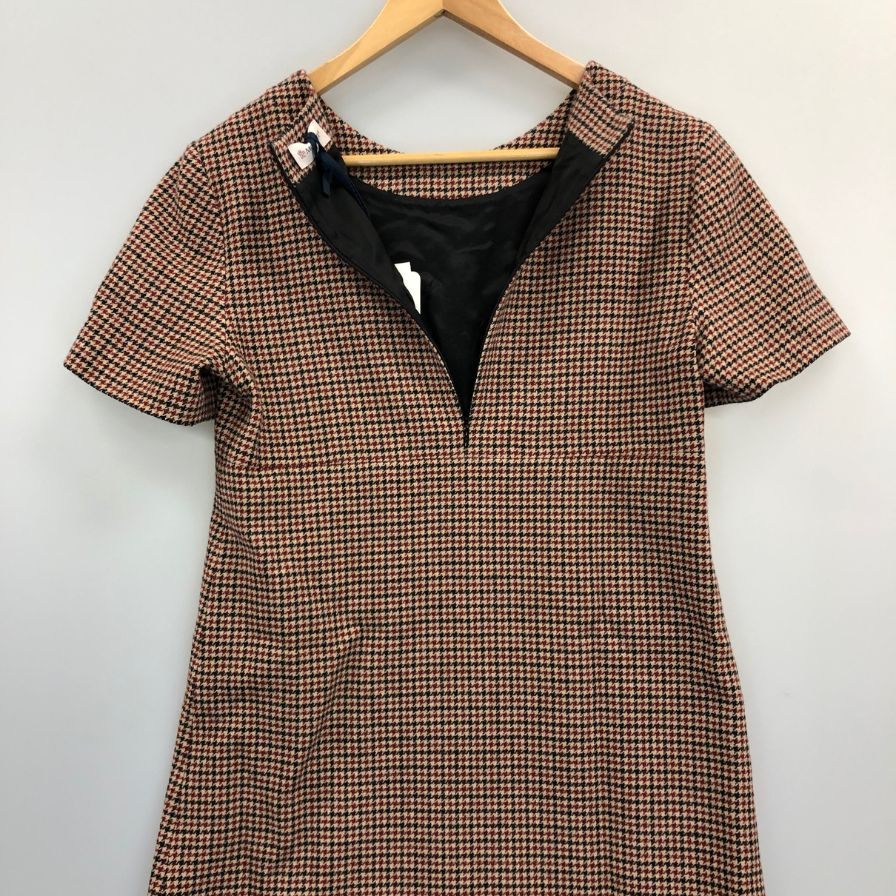 極美品◆モンクレール 24AW 半袖ワンピース ABITO DRESS 総柄 レディース サイズ38 J20932G00017 MONCLER 【AFB9】