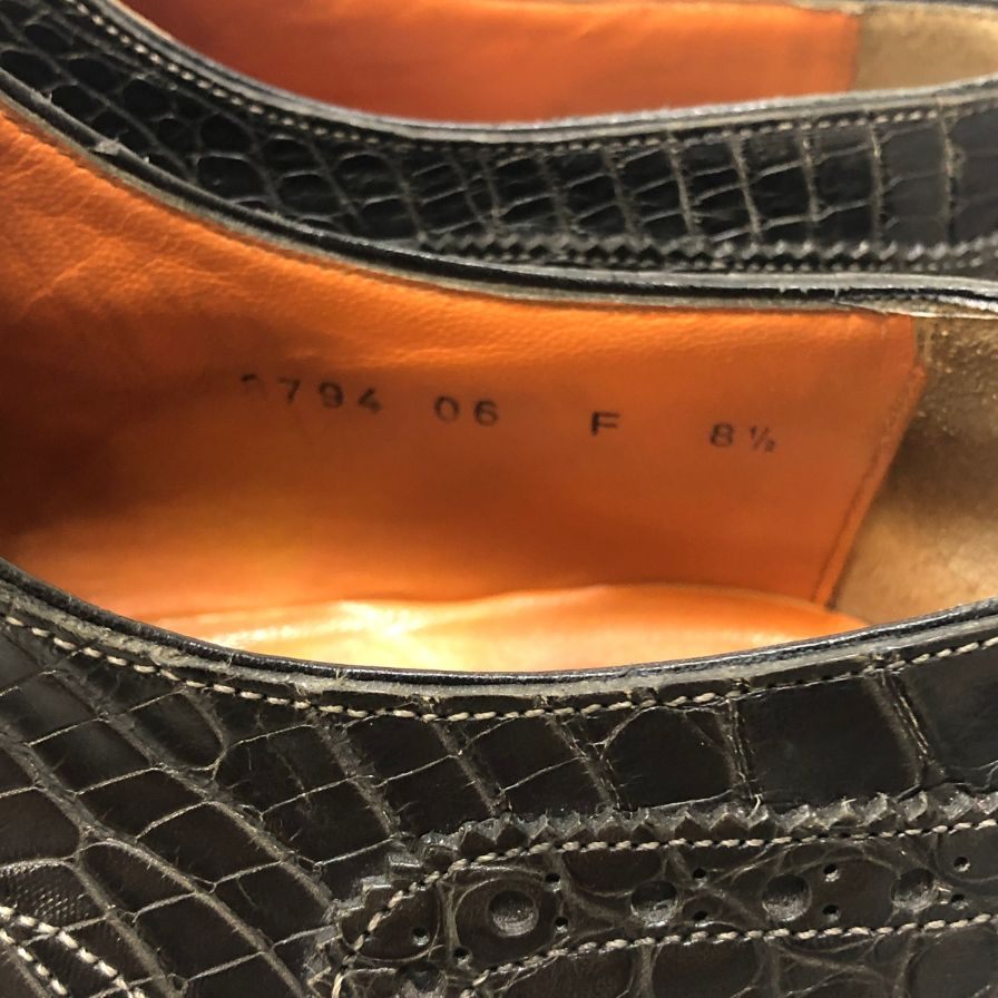 サントーニ レザー クロコダイル 型押し パンチドキャップトゥ ストレートチップ メンズ サイズ8.5 ブラック Santoni 約27.5cm【PTM2】