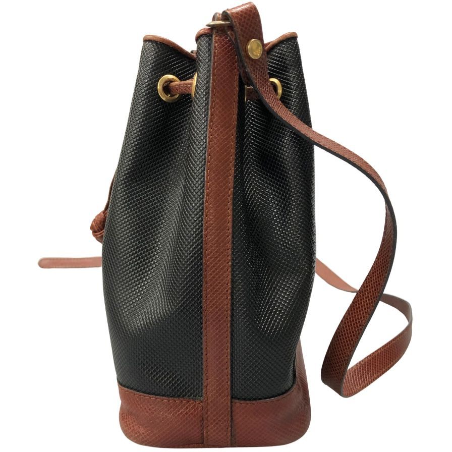 ボッテガヴェネタ ショルダーバッグ 巾着型 レザー ゴールド金具 ブラック BOTTEGA VENETA【AFE6】