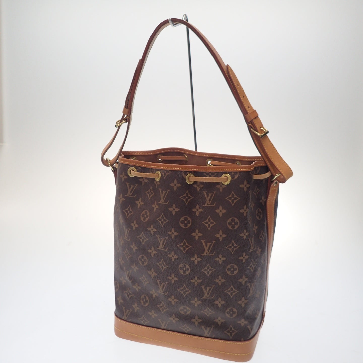 Louis Vuitton Shoulder Bag Monogram Petit Noe M42226 Louis Vuitton [AFE4] [Used] 