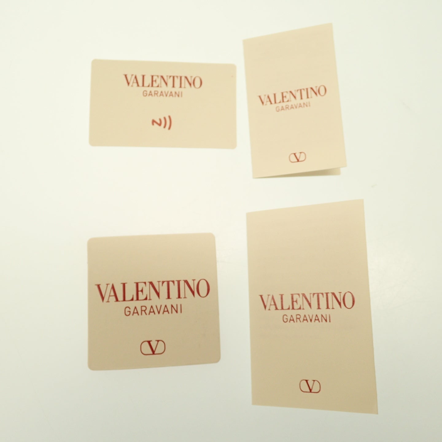 新品同様◆ヴァレンティノ レザーブレスレット Vロゴ 2連 ブラック系 VALENTINO【AFI8】